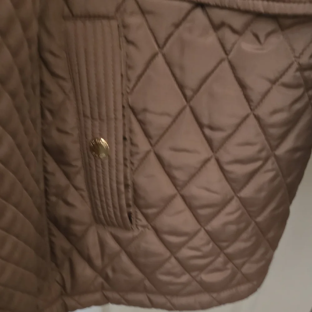 Michael Kors Womens Quilted Hooded Dark Tan Jacket - Picture 3 of 12